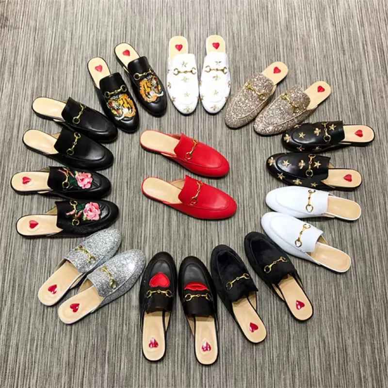 

2024 new Spring Summer Street Buckle Baotou lady slippers wearing leather Muller flat slippers