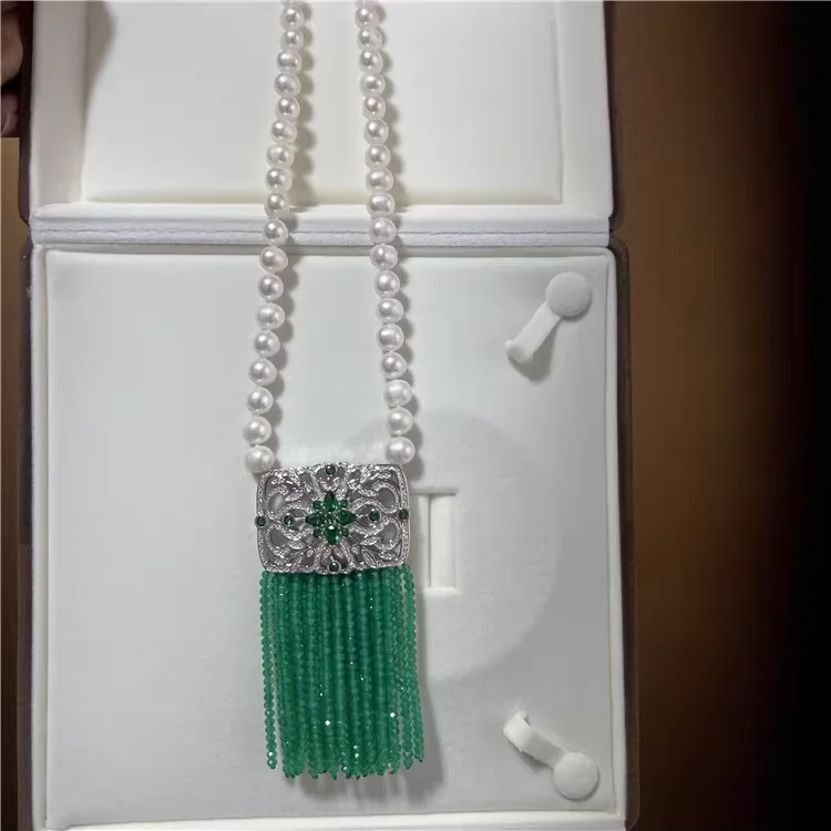 قلادة من العقيق الأخضر لؤلؤ المياه العذبة الطبيعية...