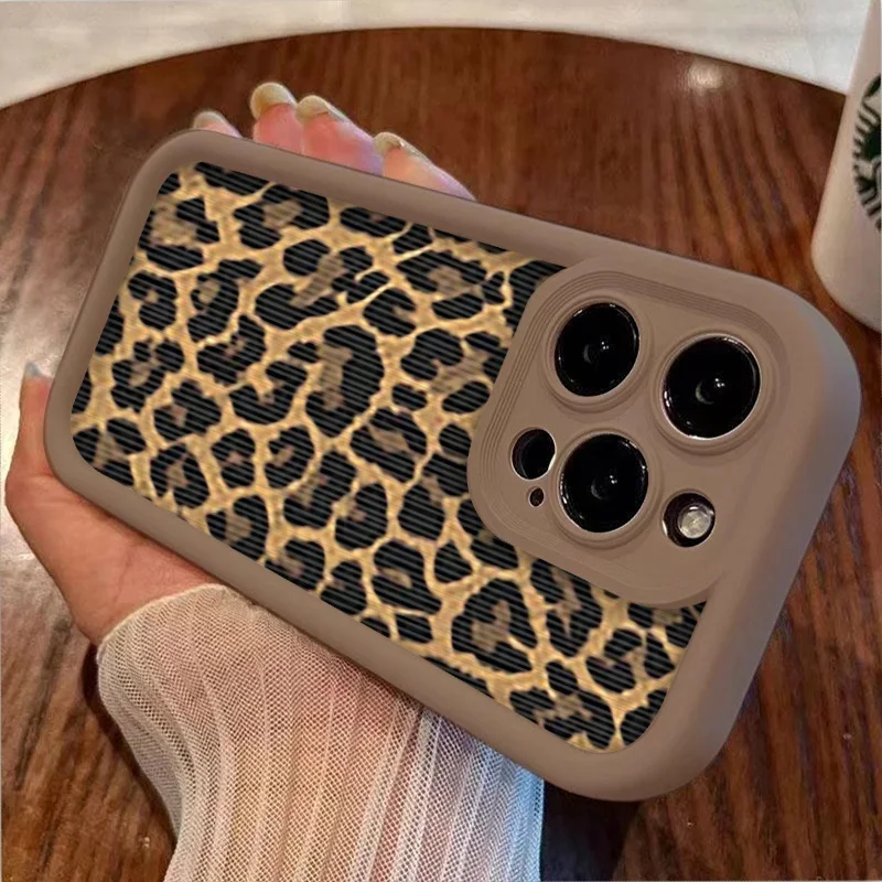 Fashion Brown Black Leopard Print Phone Case For iPhone 14