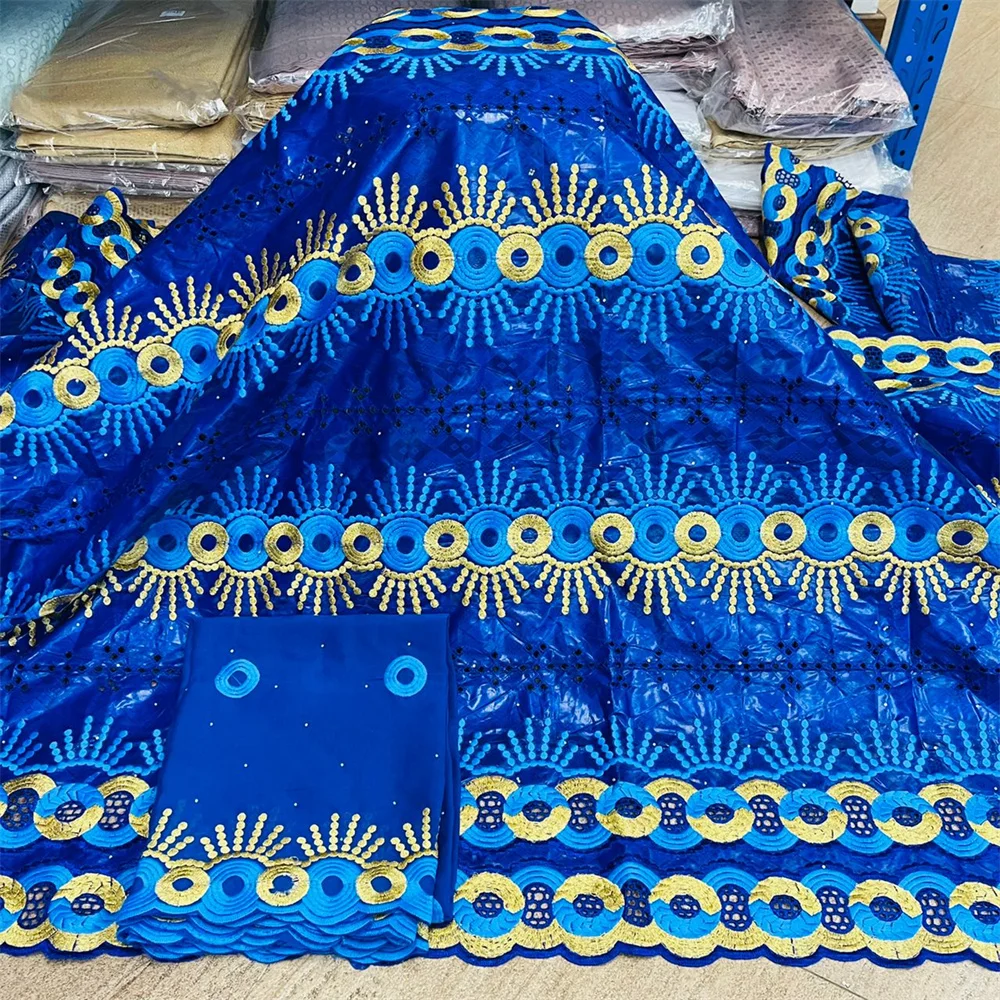 

2022 Latest African Bazin Fabric Rich With Borde Lace Royal Blue Bazin Brode 5+2 Yards Dubai For Nigerian Wedding Dress h74-45
