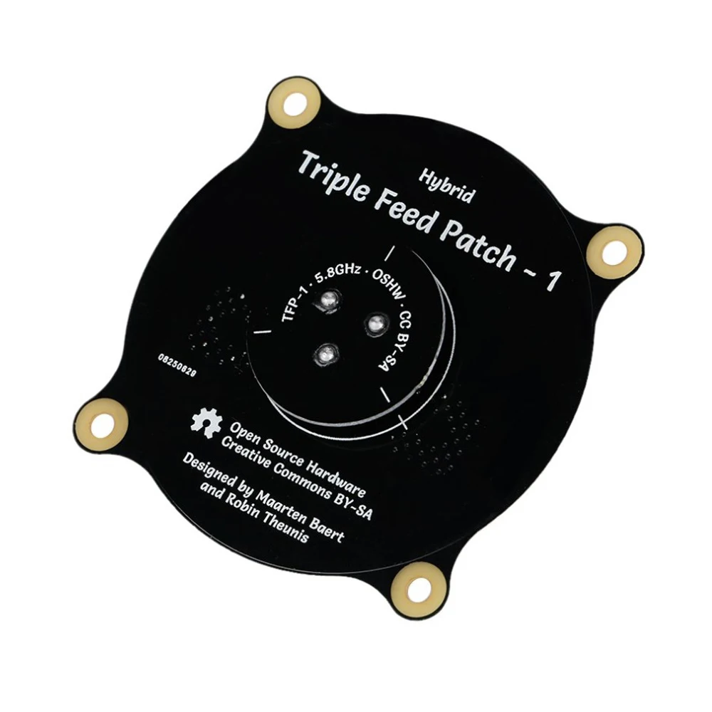 Antenne 5.8GHz Triple Feed Patch RP-SMA/SMA pour FPV Drone