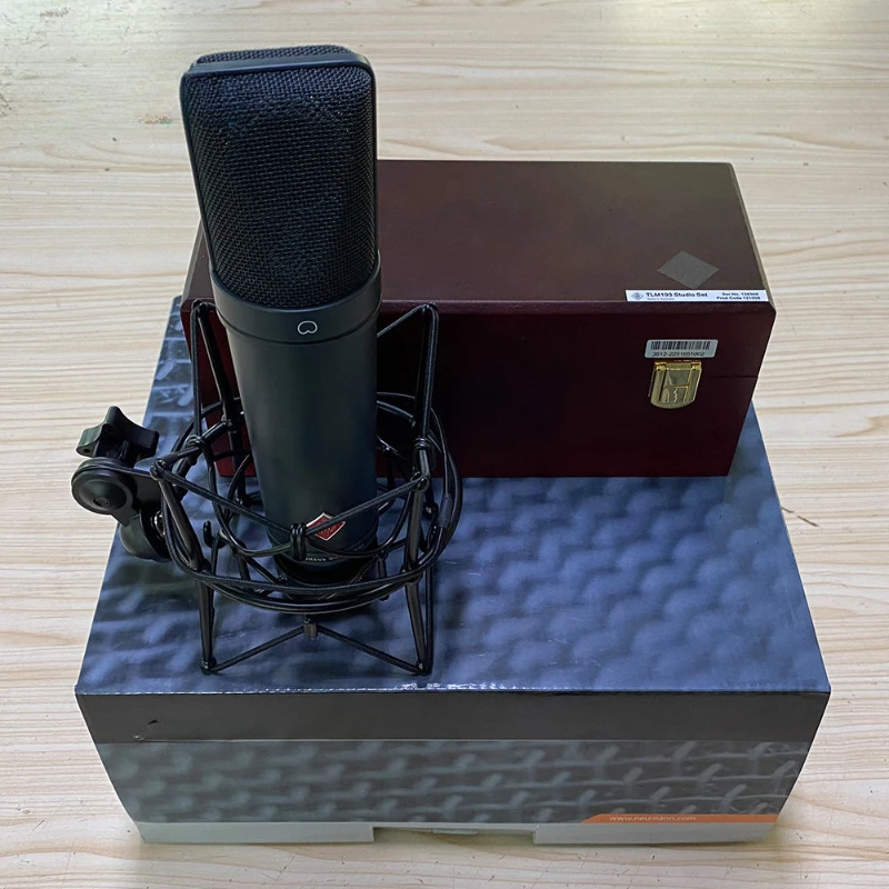 

Игровой микрофон TLM193, микрофон для записи, микрофон для прямой трансляции tlm193, профессиональный конденсаторный микрофон уровня