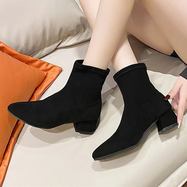 Discover 143+ womens dress boots low heel esthdonghoadian