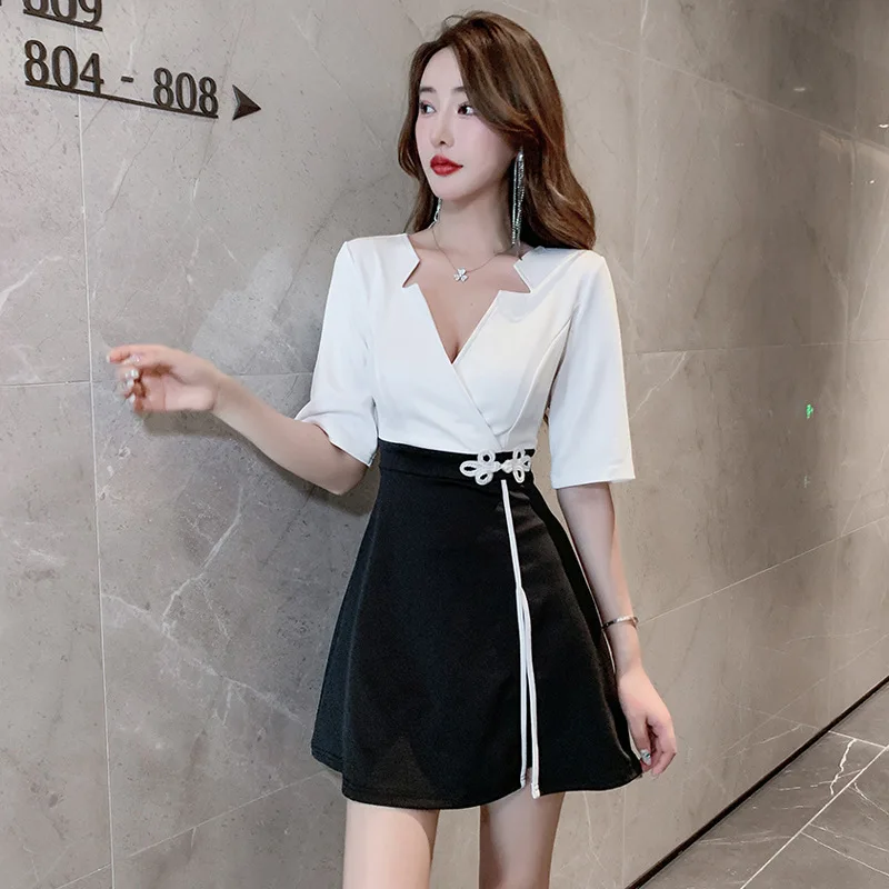 Vêtements de travail pour femmes, chemise, jupe courte imbibée, hôtel, salon de beauté, spa, massage, ongles, bain de pieds, technicien, salopette, uniforme 1 Vêtements de travail pour femmes, chemise, jupe courte imbibée, hôtel, salon de beauté, spa, massage, ongles, bain de pieds, technicien, salopette, uniforme 1