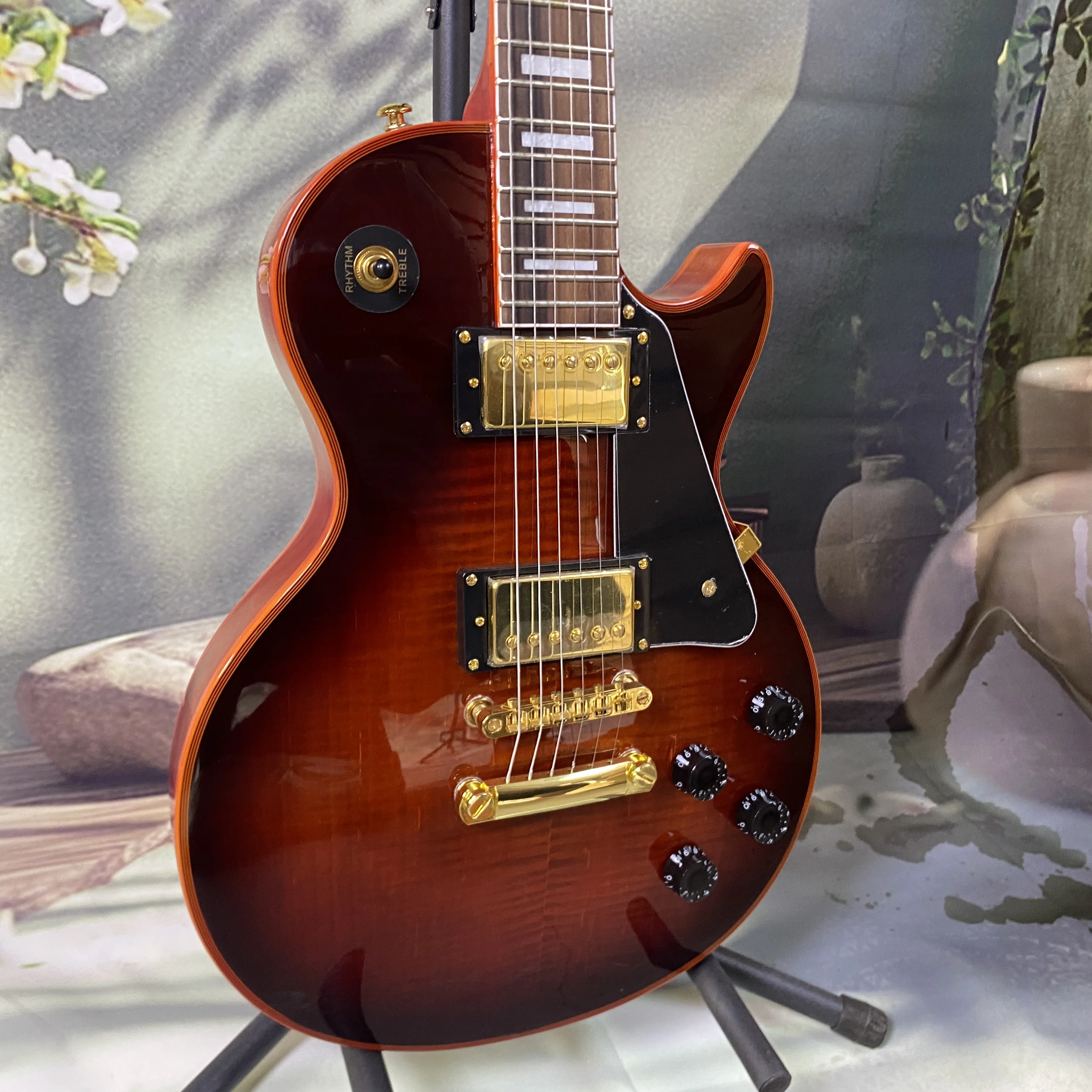 LP6 String Electric Guitar HH Pickup Gold Hardware Flame Maple Top Mahogany Body Rosewood Fingerboard guitar accessories