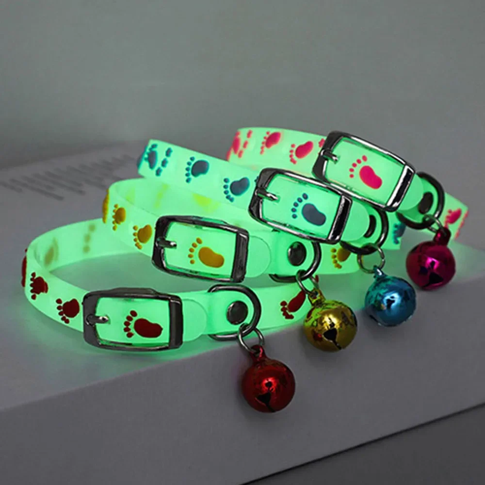 Luminous Cat Necklace Glowing Small Dog Cat Collar Prevention of Loss Fluorescent Cat Bell Collar Neck Ring Pet Cat Accessories