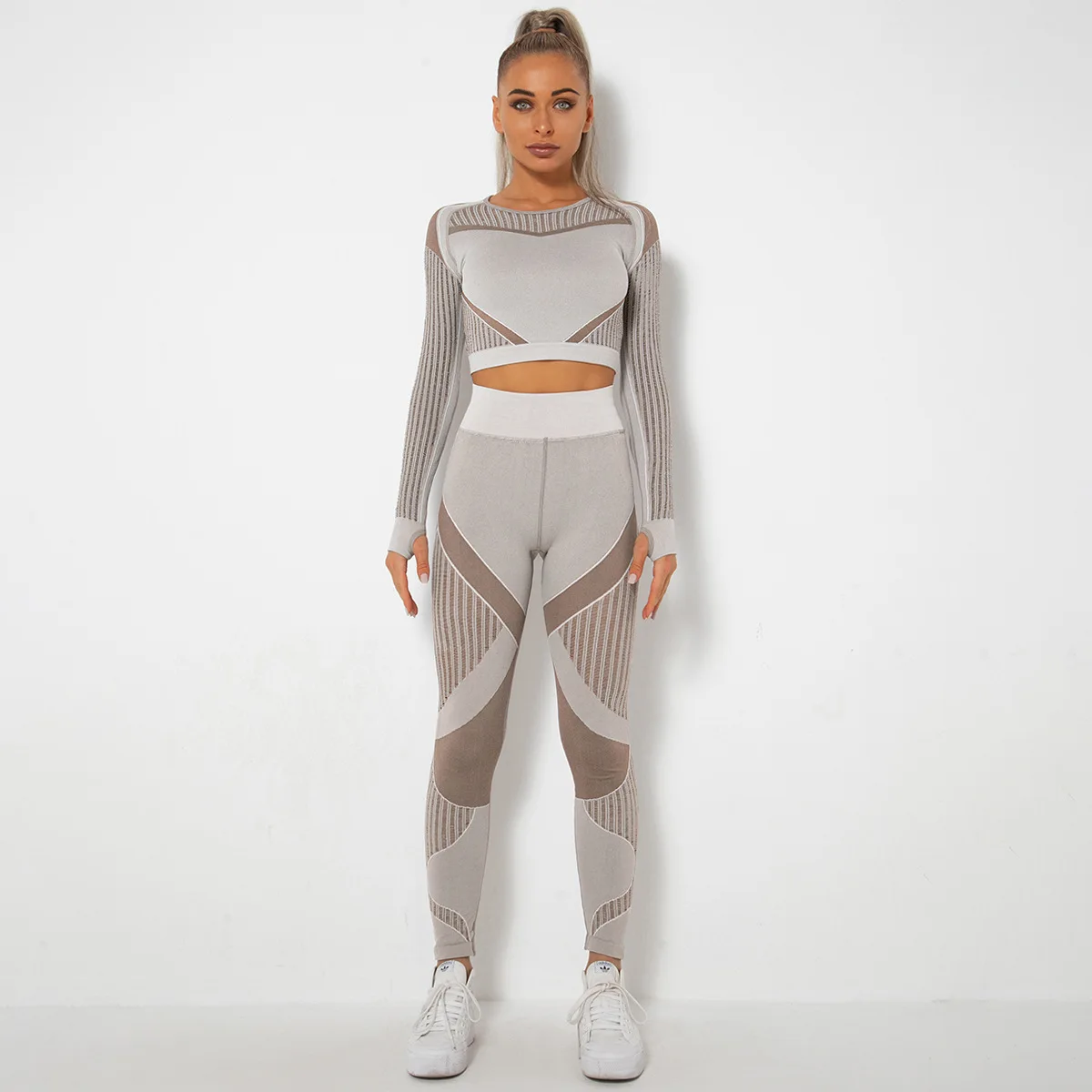 

New Seamless Hollowed-out Sweat Absorption Long Sleeve Sports Running High Waisted Hip Lift Yoga Pants Fitness Suit Women