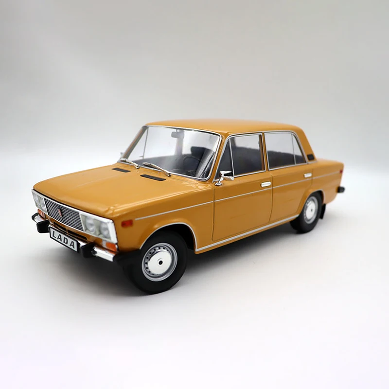 

KK 1/18 Scale LADA 2106 1600 70s Classic Alloy Car Model