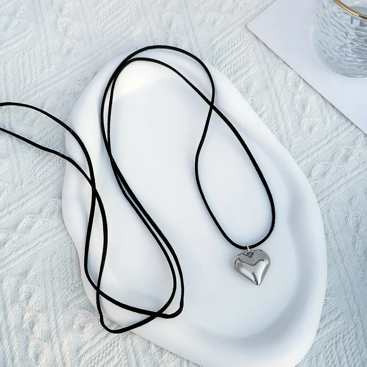 Pendant Necklace Choker Women Wed Accessories Exaggerated Heart Knotted Bowknot Adjustable Rope Chain