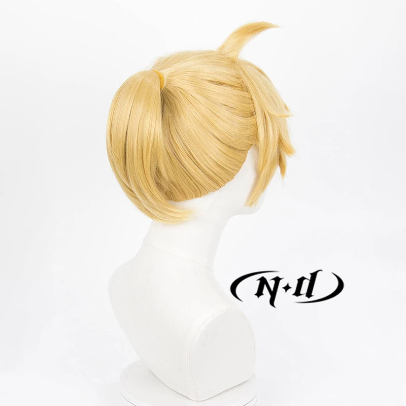 Stylish Blonde Cosplay Wig - Short Synthetic Heat-Resistant Hair for Comic Con Accessories