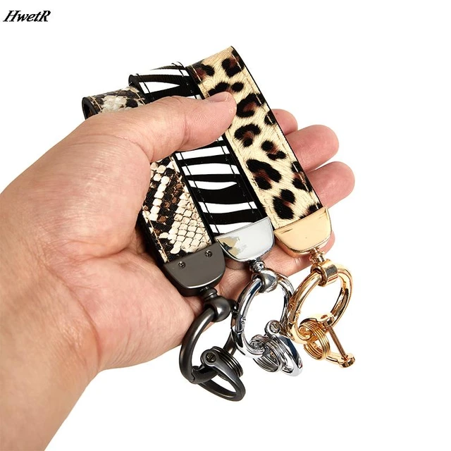 2021 New Luxury Brand Designer Leather Keychain Accessory Car Key Chain for  LV Women Bag Decoration Gifts Wholesale - China Luxury Keychain and Designer  Keychain price