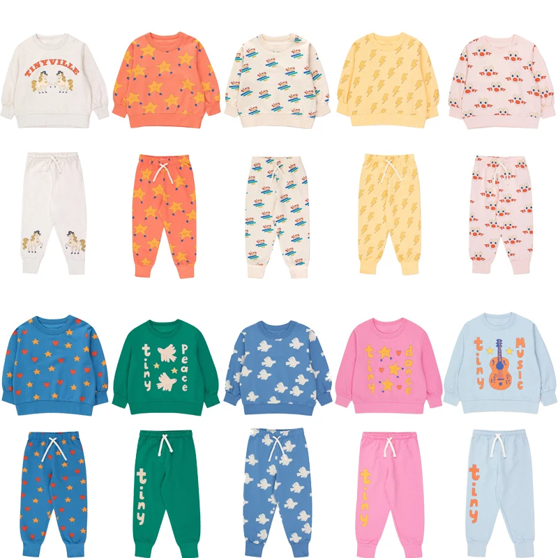 

Детский спортивный костюм из Свитера и брюк AW24 TC