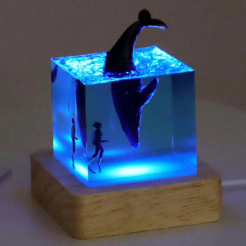 Whale Diver Ocean Decoration with Light Decorative Marine Whale Decor Beluga Killer Whale Megalodon Home Room Decor