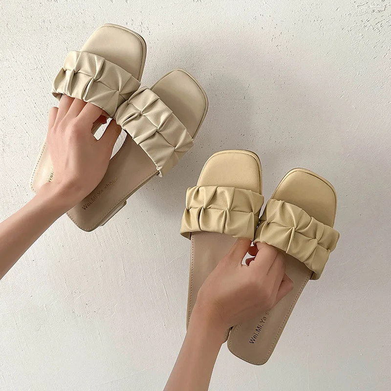 Female Shoes Womens Slippers Outdoor Luxury Slides Heeled Mules Square Heel Designer High Block Pumps Rubber Rome Fashion