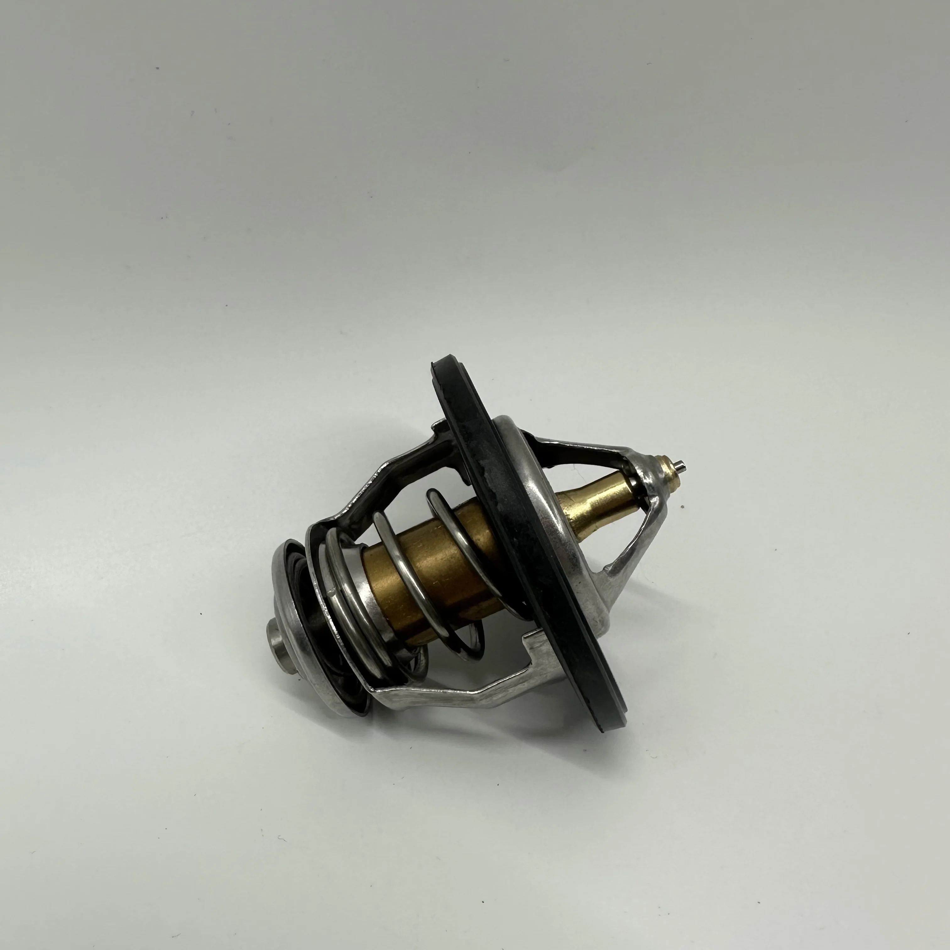 Engine Coolant Auto Thermostat 2550023010 25500-23010 for Hyundai ELANTRA tucson sonata accent for Kia SPORTAGE RIO