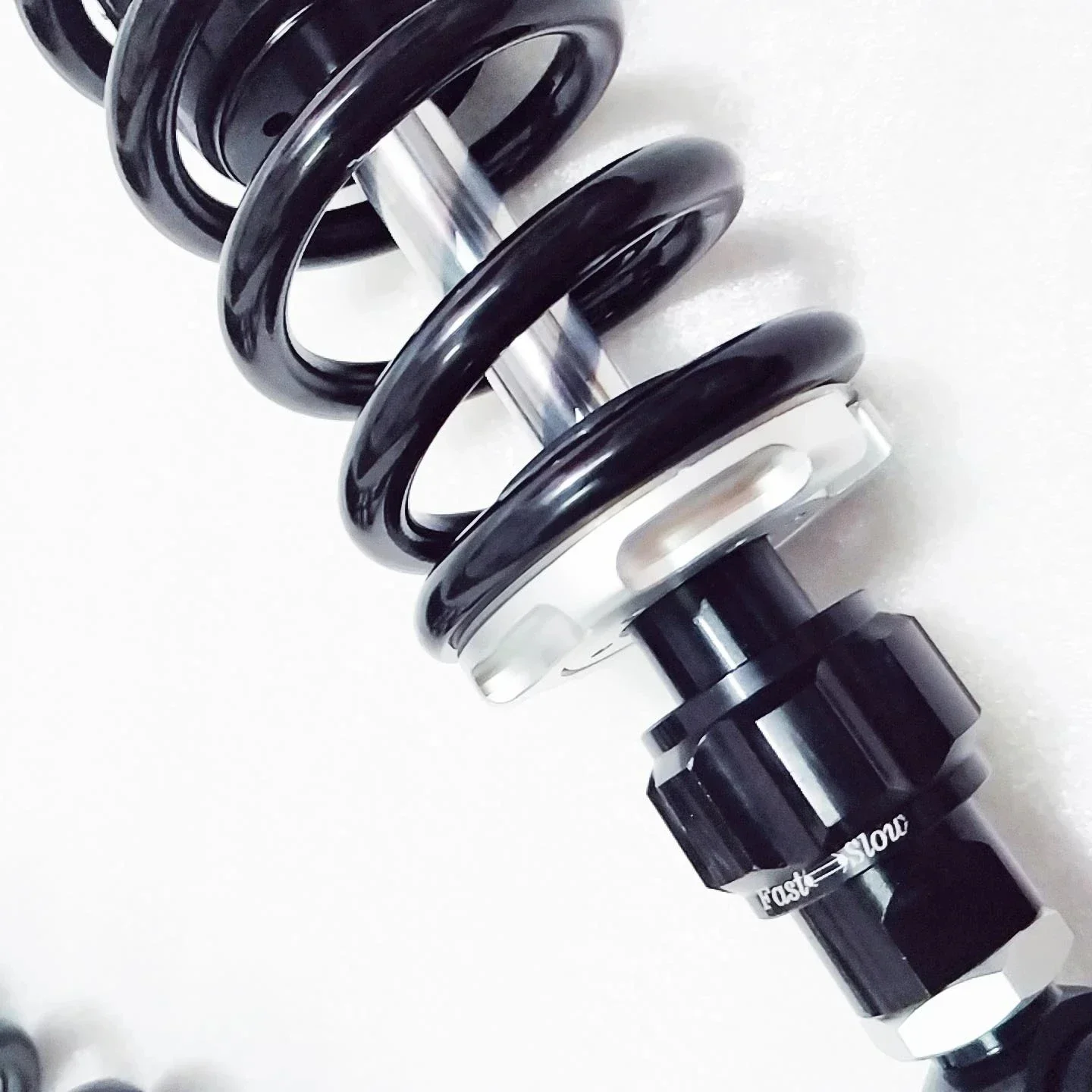 未使用 シルバー ショックアブソーバー Amazon | YSS リアサスペンション スーパーディオ用270mm スーパーDio