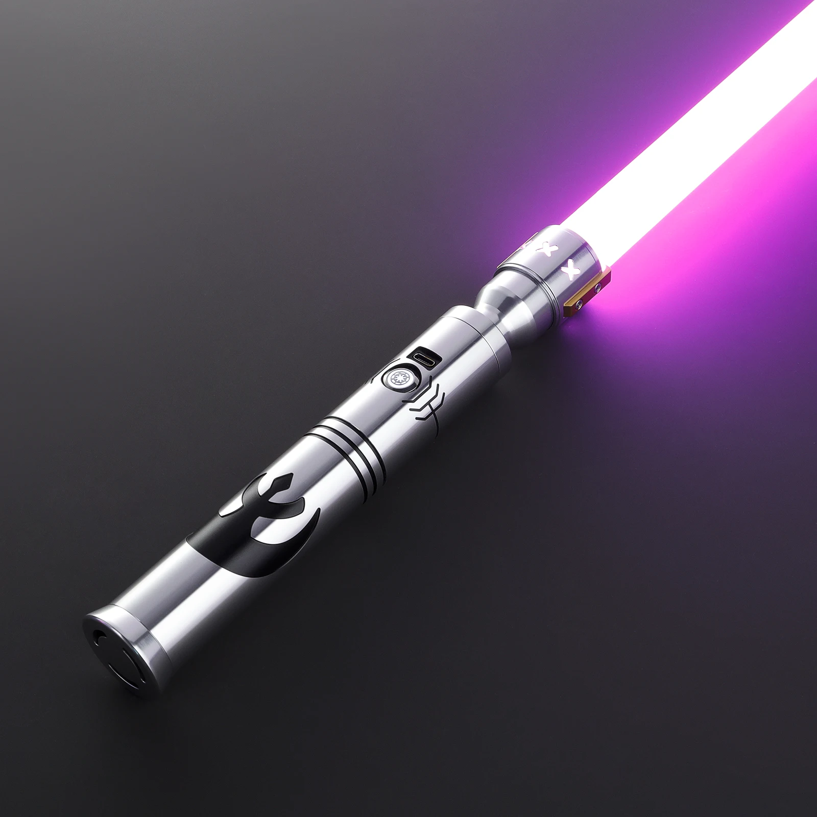 

DamienSaber Heavy Dueling Lightsaber Sensitive Smooth Swing Bluetooth Light Sabers Metal Hilt Motion Control with 34 Sound Fonts