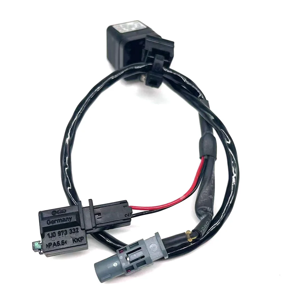 

High Definition Car Rear View Camera with Color Night Vision for B7 B6 CC 3C8 980 Wide Viewing Angle Waterproof