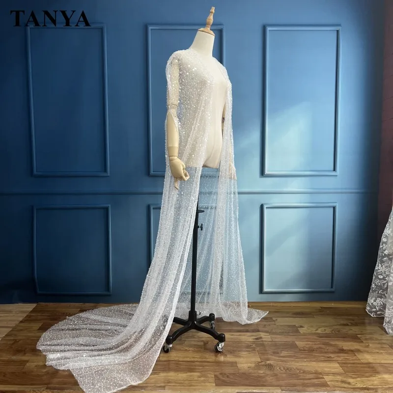 Рисунок 6 - Роскошная блестящая Длинная накидка с коротким шлейфом