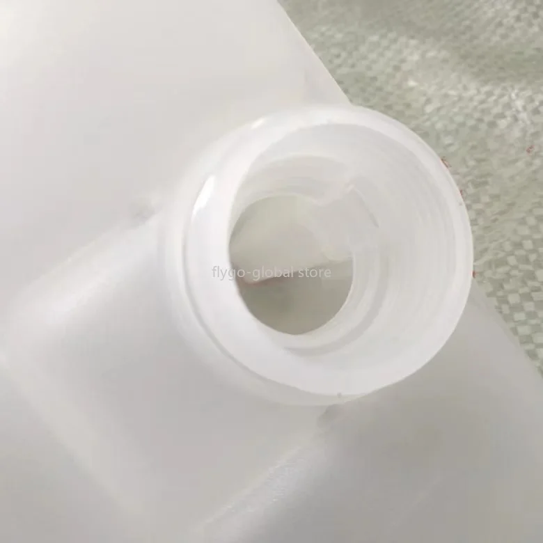 Suitable for Ford Focus Mazda 3 expansion tank coolant tank bottle 05-14