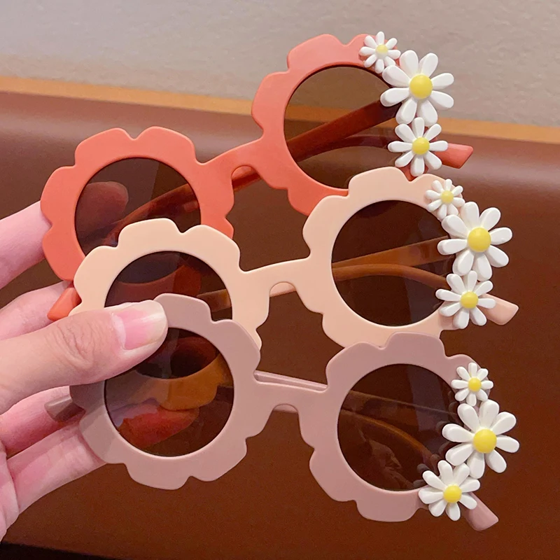New Girls Boys Fashion Daisy Flowers Sunglasses UV400 Children Colorful Vintage Protection Sunglasses Kids Sun Glasses kids sunglasses children sunglasses