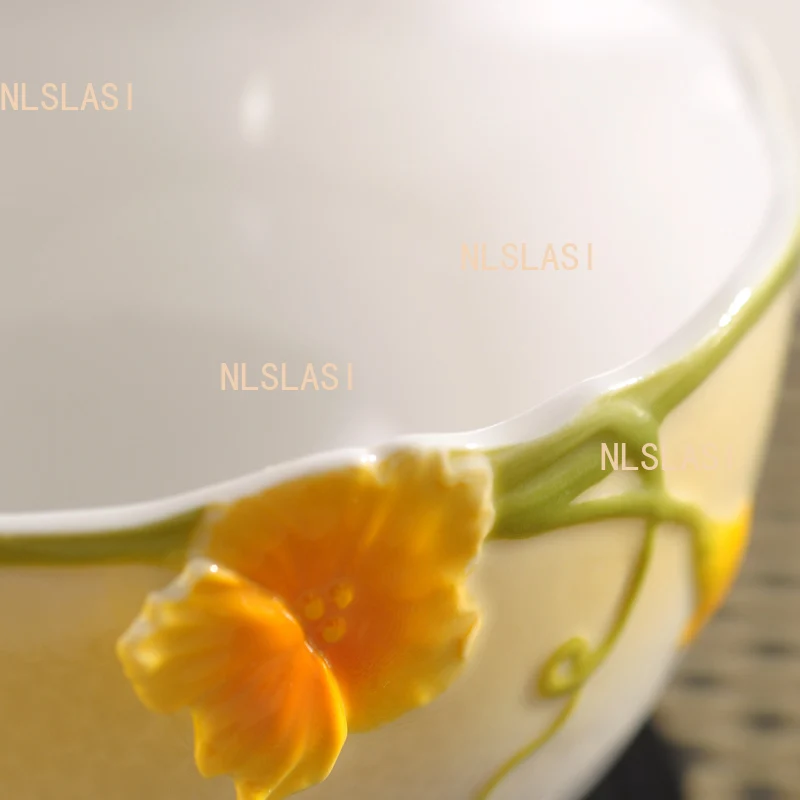 1pcs Enamel Porcelain Bowl Household Ceramic Salad Bowl Underglaze Colored Japanese Tableware Flower Shaped Fruit Bowl