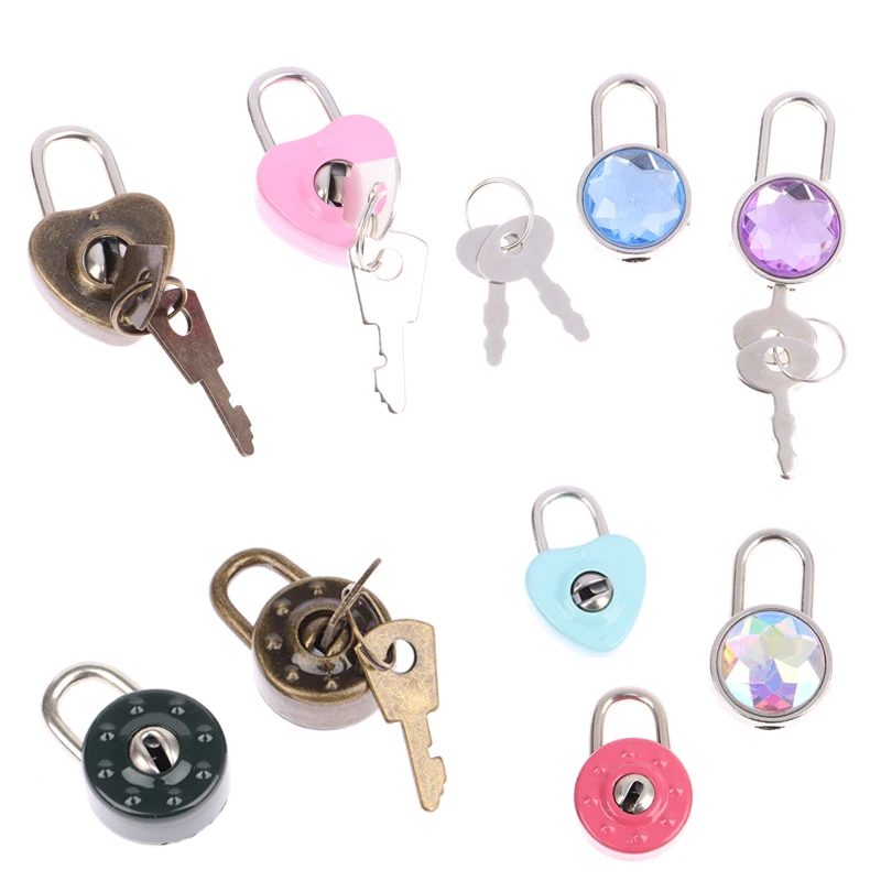 小物 PADLOCK KEY HANGER PADLOCK KEY HANGER – VAULTROOM