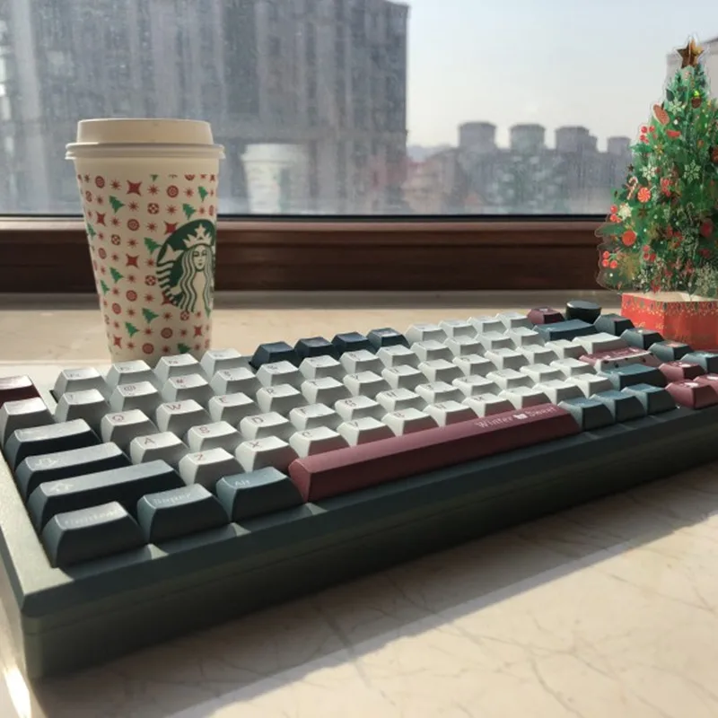 

140 Keys Bear Christmas Keycap New Arrival PBT Dye Sublimation KCA Profile Keycaps For GH60/GK61/GK64 Mechanical Keyboard