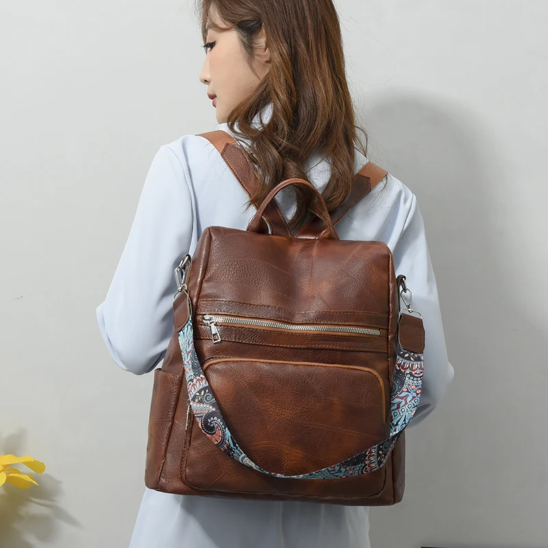 

2023 Fashion Women's Designer Brand Backpack Retro PU Commuter Bag Retro Small Women's Schoolbag Multifunctional Shoulder Bag