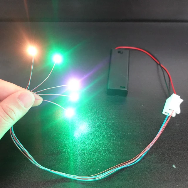 5pcs Flashing Led SMD 0805 Blink Led 3V Model Train Pre-soldered Micro Railway Layout for Toy Gundam Lighting Free 1 Battery Box 3