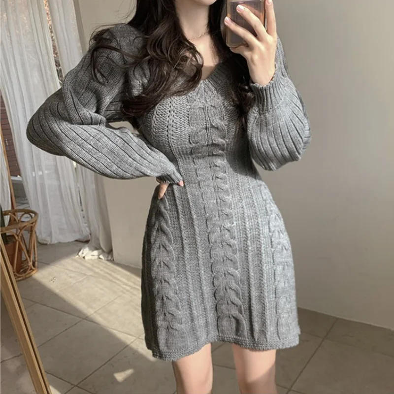 New Gentle and Sweet Women's V-neck Long-sleeved Slim-fit Dress Knitted Women's Elegant Skirt Fashionable Women's Clothing