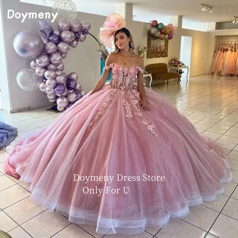 

Doymeny, платья с 3D аппликацией для Quinceanera, платья с открытыми плечами, платья для 15 лет, платье принцессы на день рождения, платье
