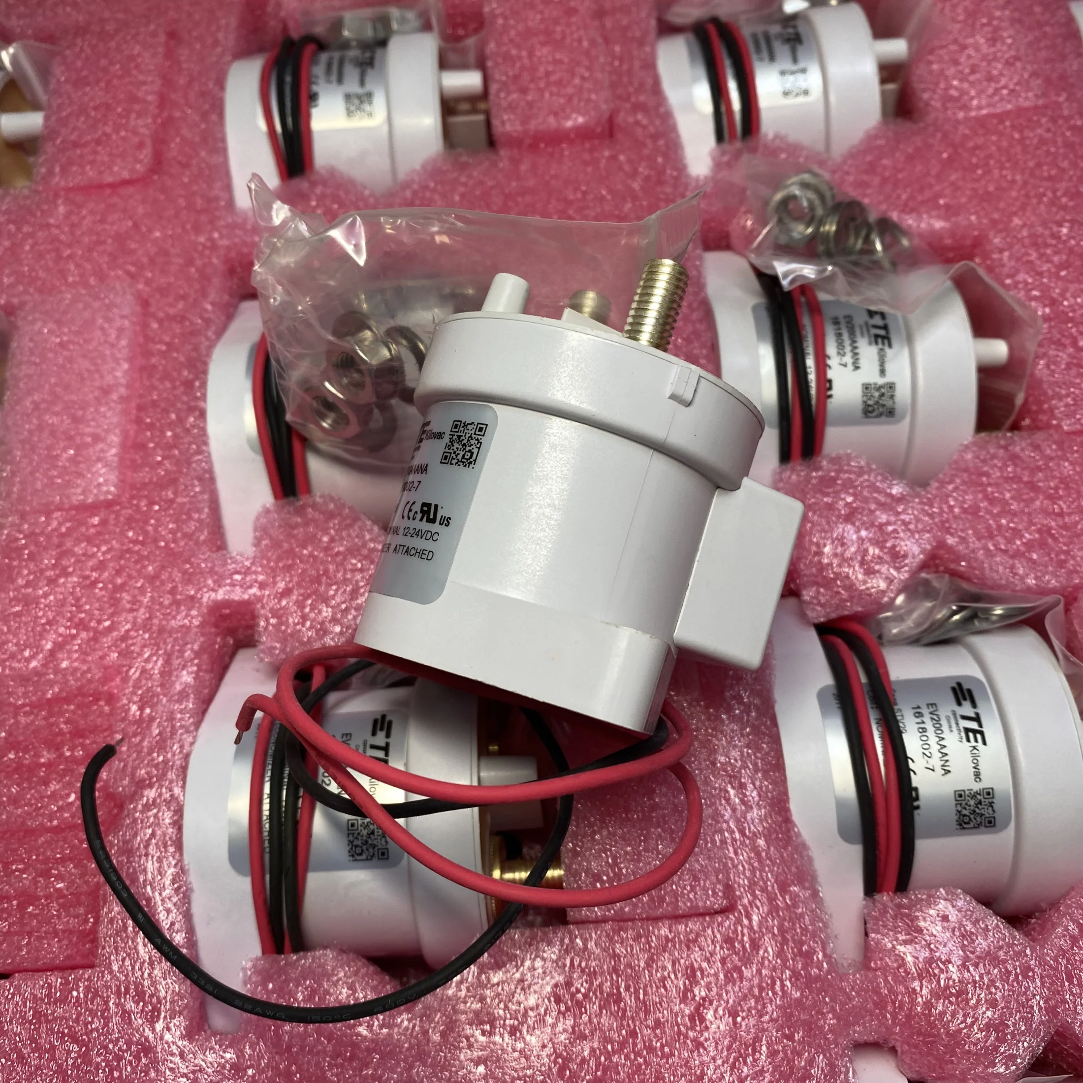 

EV200AAANA 12/24V/500A 1618002-7
