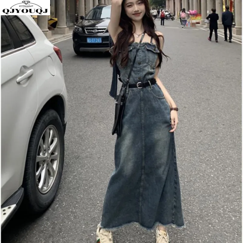 

2024 Spring/Summer Korean Edition New Fashionable Bra Denim Dress with a Slim Waist and Spicy Girl Long Dress