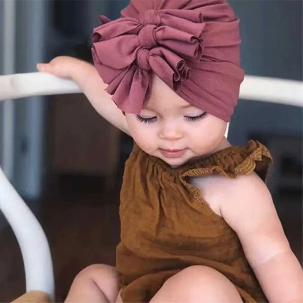 Chapeau turban bébé coton avec pompon, tenue bébé fille rentrant à