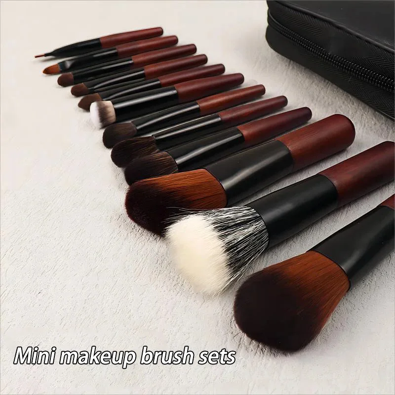 12PCS 미니 메이크업 브러쉬 휴대용 메이크업 브러쉬 세트 슈퍼 부드러운 동물 헤어 좋은 파우더 스틱 효과 여행 세트