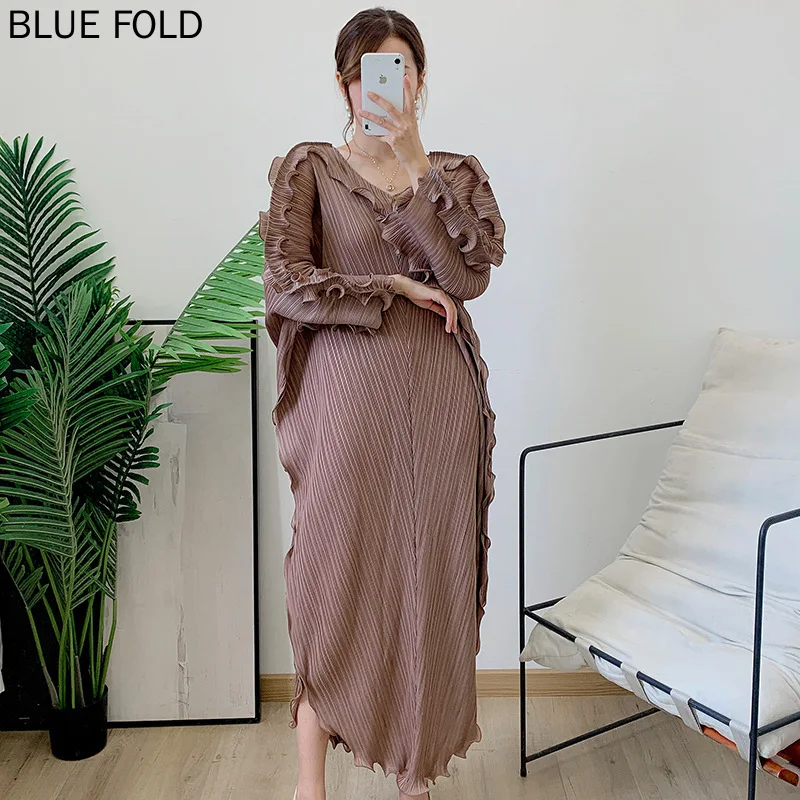 

Japanese Pleated Fungus Lace Handmade Pleated Dress Autumn New Long Dress Design Sense Oversized PLEATS Vestido
