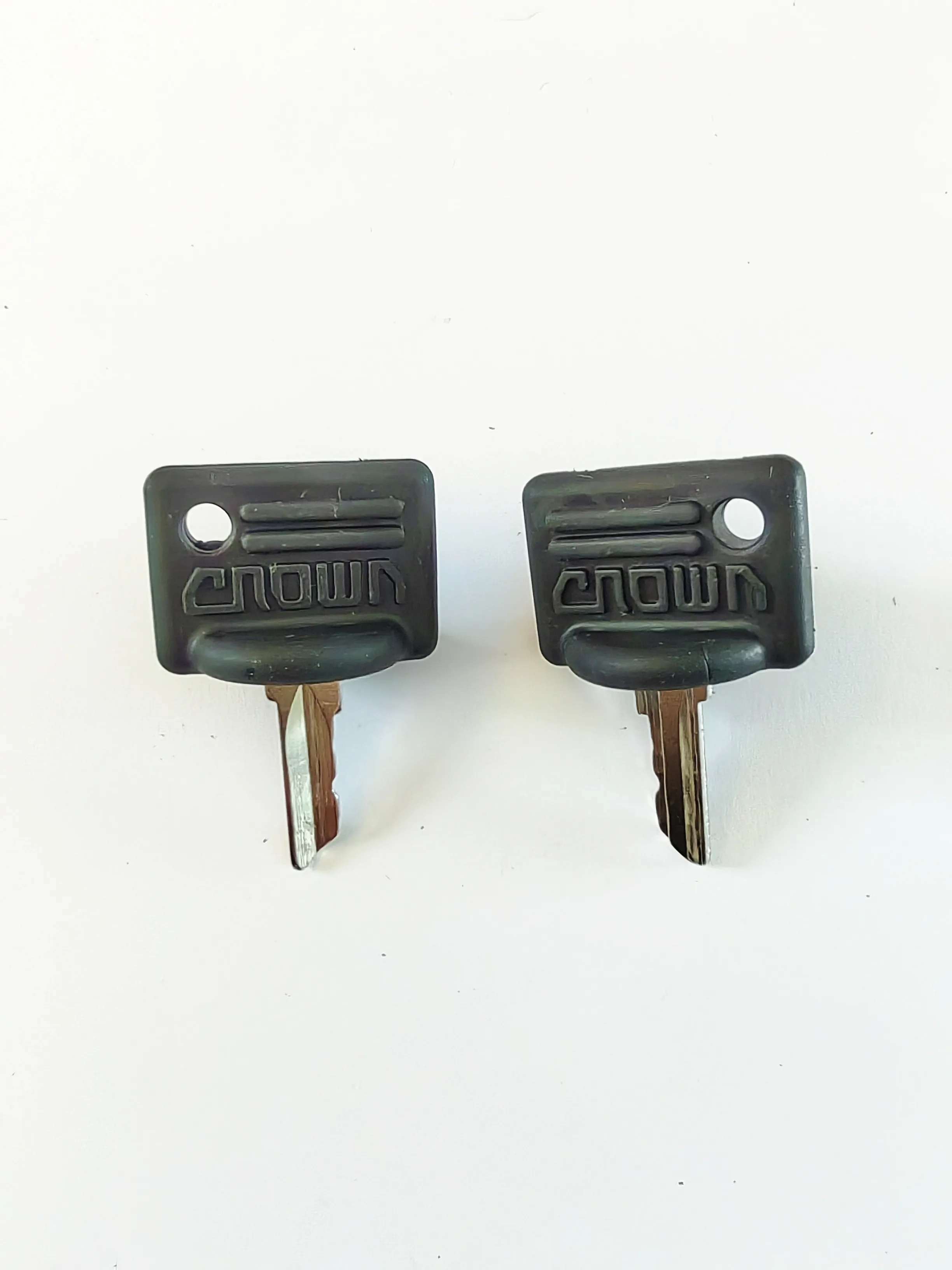 Car Key 2PCS for CROWN PE 3000 SERIES