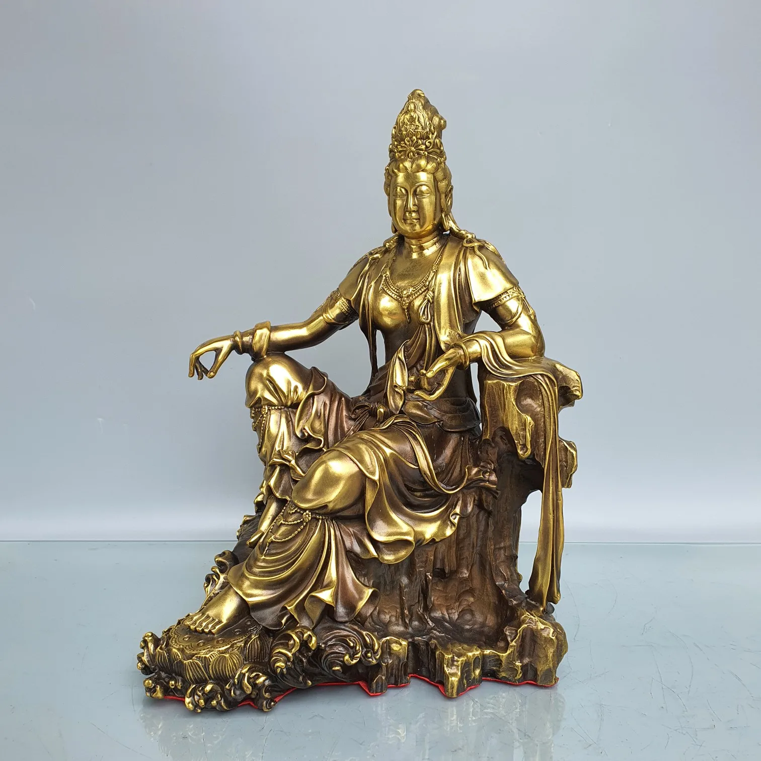 

15"Tibetan Temple Collection Old Brass comfortable Guanyin Bodhisattva Amitabha Sitting Buddha worship hall ornament Town house