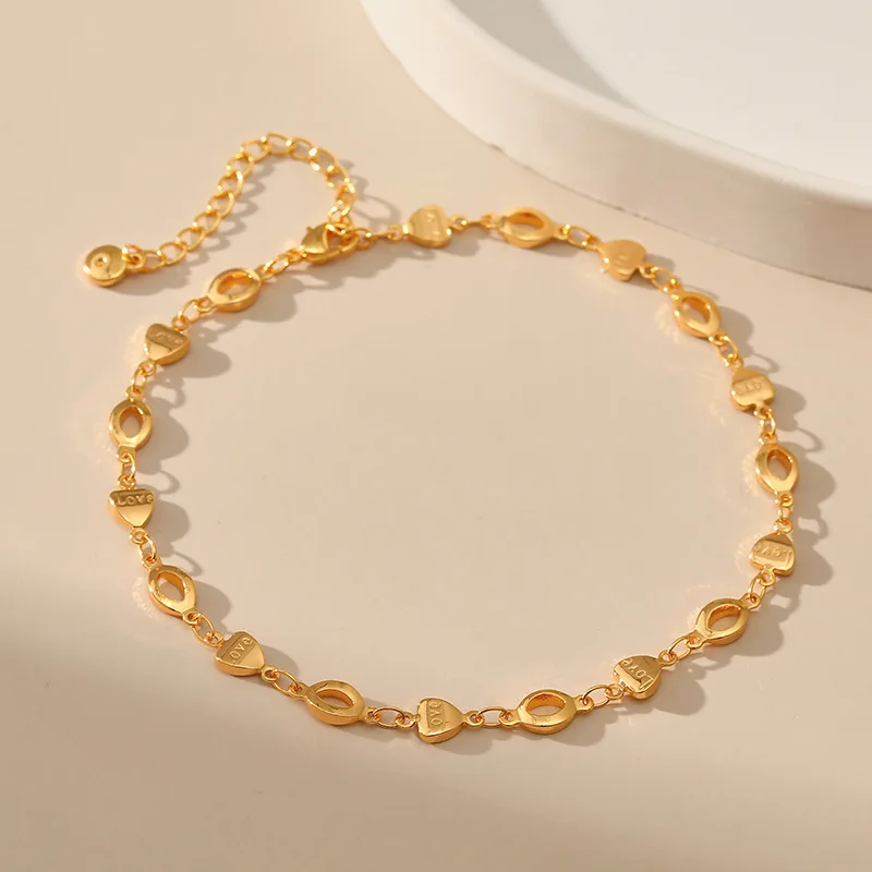 

Copper Plated 18K Gold European And American Triangle Accessories Design Metal Texture Senior Sense Anklet Women