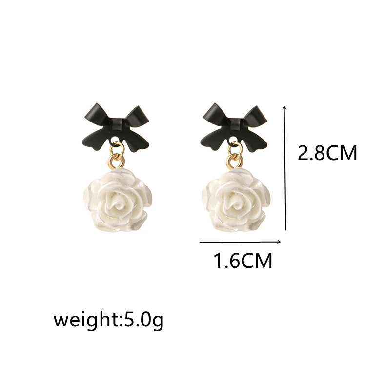 Dangle Earrings Sweet Daisy Enamel Dangle Earrings for Women Heart Flower Knot Leaf Metal Korean Orecchino Romantic Wedding Jewelry