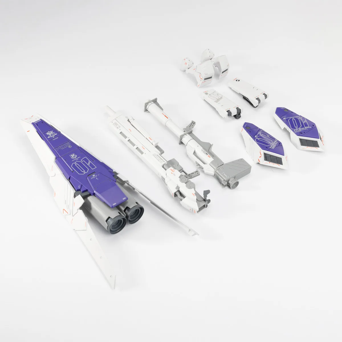 MG RX-93 Hi-νガンダム Ver.Ka 1/100 H.W.Sセット MG Hi-νガンダムVer.ka用HWS拡張セットのレビューです
