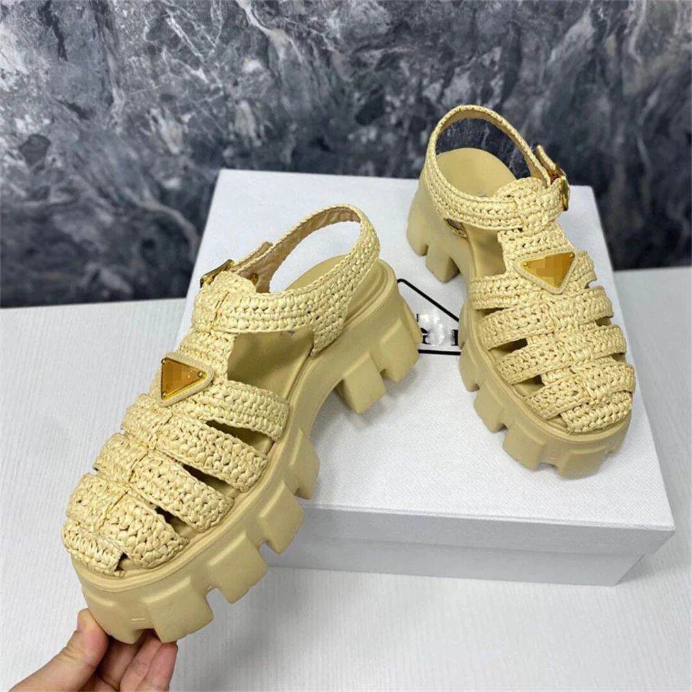 

2023 Summer New Everything goes Together Thick-Bottomed Round Head Serrated Roman Braided Women Sandals