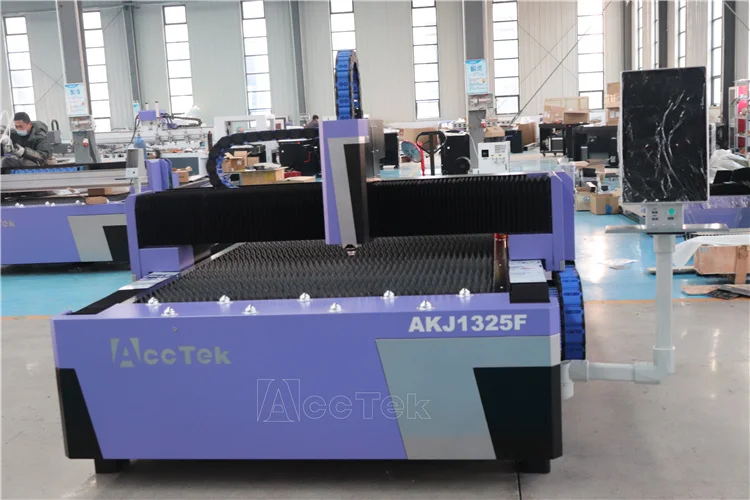 

1000w Fiber Laser Cutting Machine 1325 High Accuracy Metal Plate Fiber Laser Cutting Machine