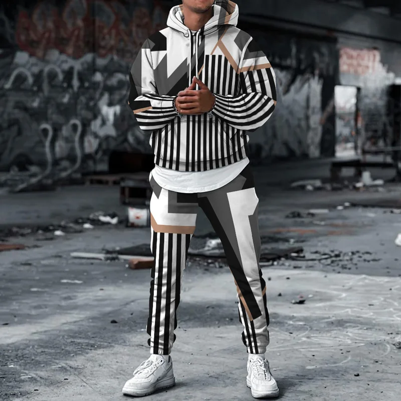 Рисунок 6 - Мужской спортивный костюм с капюшоном