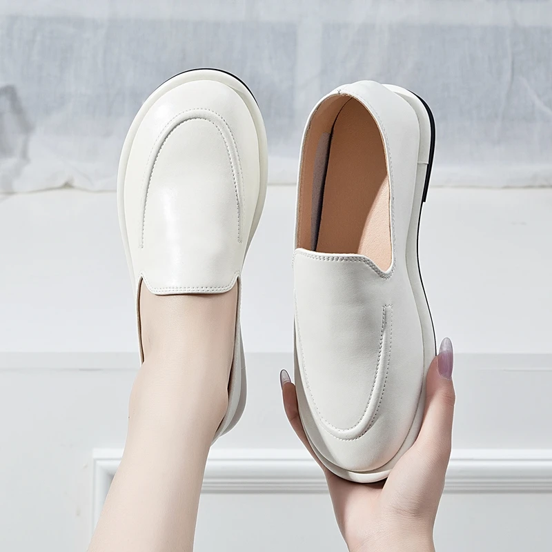 AIYUQI Loafers Women 2025 New Spring Round Toe One Foot Slip-on Shoes Women Genuine Leather Soft Flats Shoes Women 1