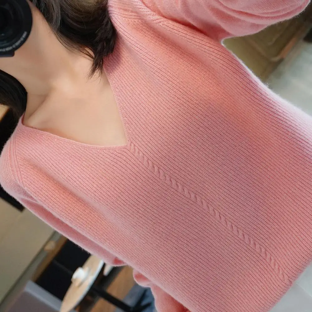 

Women Casual Sweater Chic Comfy Women's Knit Sweaters Loose-fit V-neck Pullover Tops for Casual Streetwear in Solid for Spring