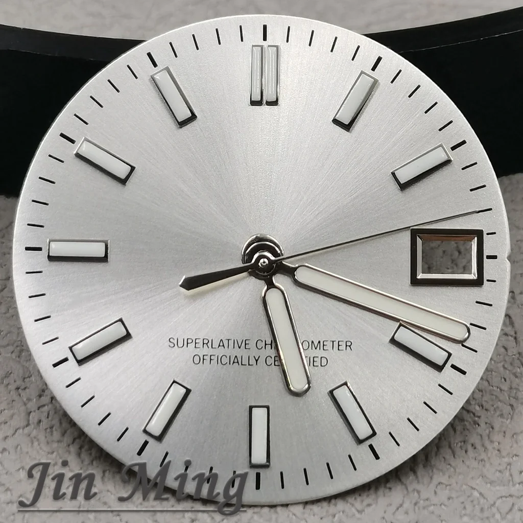 High Quality Silver Multi-Colored Luminous Date Window Aseptic Dial
