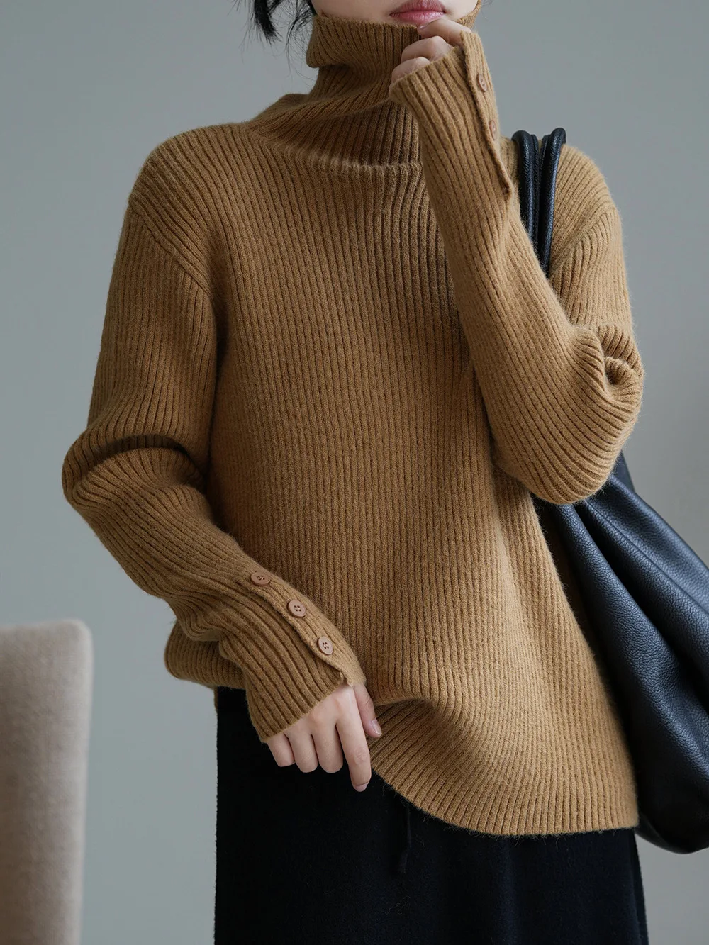 

2023 Winter New Women's Sweater Soft Glutinous High Neck Design Button Fit Knit P1529