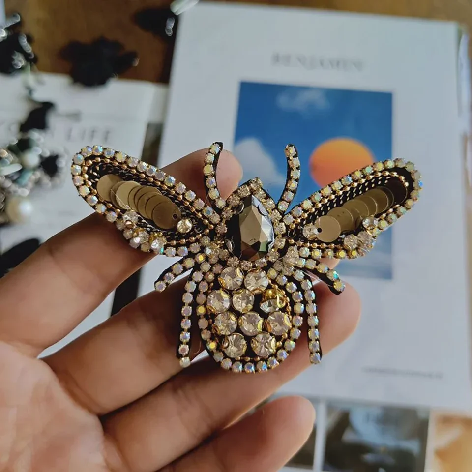 Patch di perline di strass fatti a mano per vestiti da cucire su paillettes, toppa ricamata per uccelli, 3 pezzi